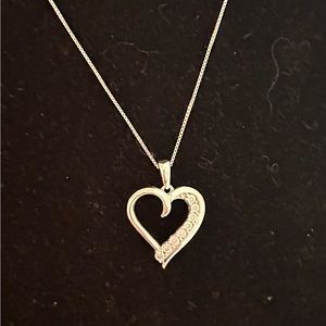 Sterling Silver Heart Necklace 🩷